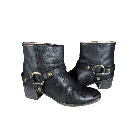 Stuart Weitzman Black Leather Harness Ankle Boots Size 7 Gold Hardware - Picture 2 of 11